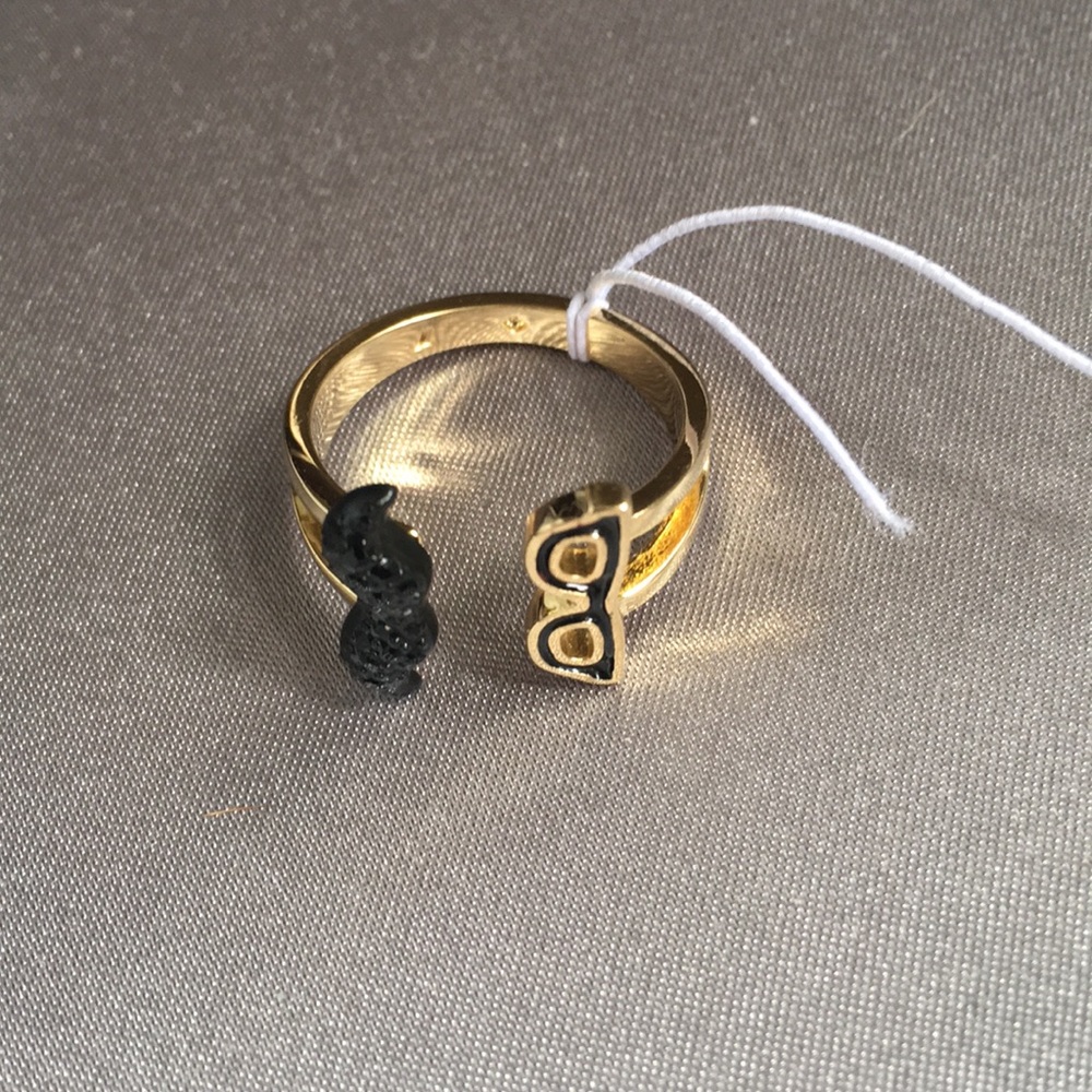 Kate Spade Dress The Part Mustache Ring ($58) NWOT - Picture 4 of 4